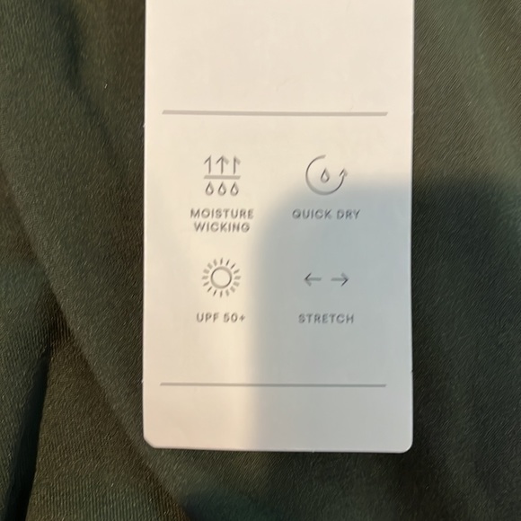 Women’s mid rise 5” shorts. 1914 - Picture 4 of 6